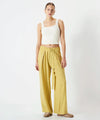 Wide leg fit pants with metal accessories